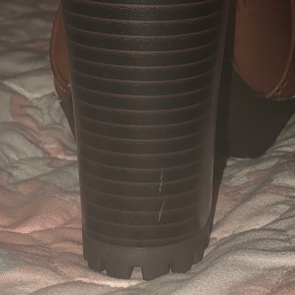 Brown fur heels - Picture 5 of 6